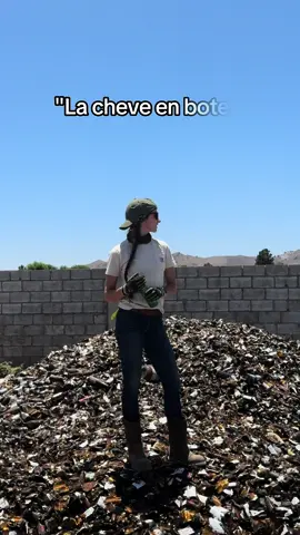 Es mi primera vez hablando 🫣 no me juzguen #fyp #parati #trabajo #ing #girlpower #cuu #chih #reciclaje #recicladora #vidrio #silice #mexico #silicerecicladora