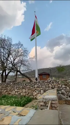 المقبر مه لا مصطفه بارزاني 🤍 @كوردستان @دهوك❤️