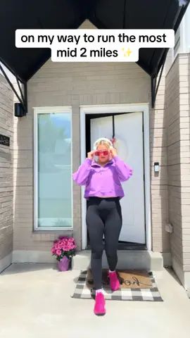 This video is cringe lol #Running #marathontraining #workoutmotivation #workoutchlothes #beginnerrunner #runningvlog 