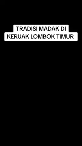 Tradisi Madak Keruak Lombok Timur #traditional #carikerangdipantai #traveling #tradisi #airsurut #airpasang 