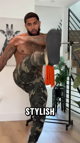 Dont mess with me while I got these jeans on because yoi just might get kicked lol @Zamage 