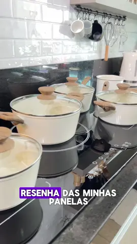 Resenha das minhas panelas da @mimostyle.oficial: o segredo para uma cozinha sem estresse! Depois de 2 meses de uso intenso, posso dizer que estou completamente apaixonado por elas. Nada gruda, tudo sai perfeito! Se você busca praticidade e facilidade na hora de cozinhar, não deixe de investir em panelas antiaderentes de qualidade. Sua vida na cozinha nunca mais será a mesma! Dicas valiosas: - Faça a cura das panelas antes de usar (no meu perfil tem o vídeo de como fazer a cura) - Cozinhe em temperatura média ou baixa - Lave sempre as panelas após a utilização Gostaram dessa resenha? Comente “EU QUERO” que te envio o link das panelas.  #cozinhaprática #vidanacozinha #amocozinhar #facilidade #receita #fy #foryoupage #fyp 