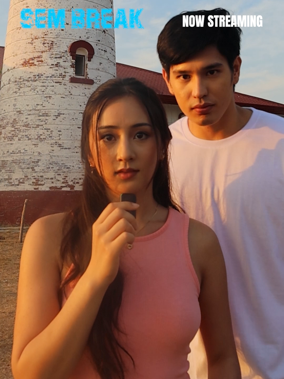 Get ready to be disturbed...dahil hindi ka patutulugin ng takot sa panonood ng #SEMBREAK Episode 3! 😱 Now streaming on #VivaOne Sino ‘yang kasama mo? ⛓️ https://vivaone.page.link/Sembreak #SBDisturbances #MayKasamaKa #BidaKaDito #TikToktainmentPH