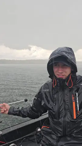 Leichter Regen heute #angeln #angler #regen #rain #fishing ##fishinglife #fishingtiktoks #harzfishing 