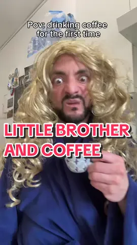 🇬🇧 Little Brother drinks coffee for the first time 🇮🇹 Little Brother beve caffè per la prima volta 🇪🇸 Little Brother bebe café por primera vez #mercuri_88 #littlebrother #coffee #funny #comedy 