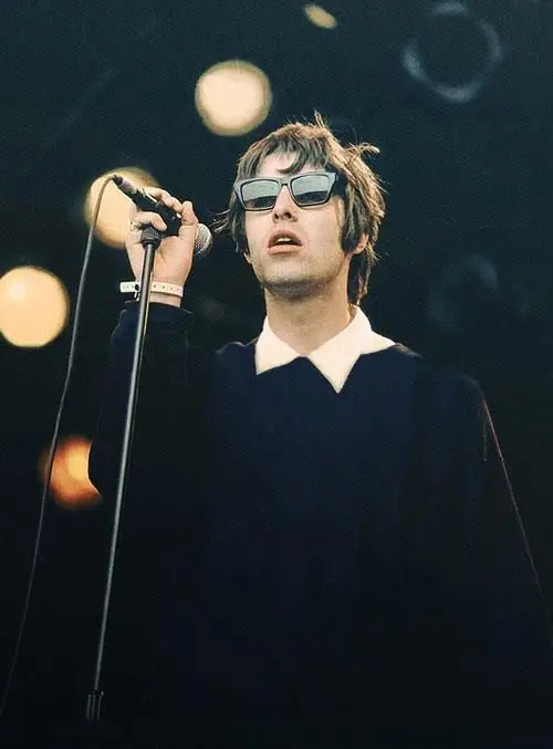 I need to be myself #liamgallagher #OOTD 