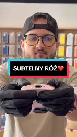 PRAWDZIWY MĘŻCZYZNA NIE BOI SIE RÓŻU!❤️ jak sie wam podoba nowy kolor?😍 #zbitaszybka #serwisiphone #iphonecase #iphone15 #ios #etui 