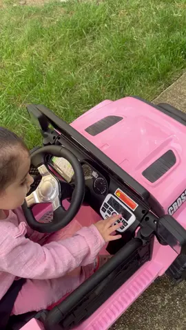 Her own pink jeep 💗 This fun battery operated car would make an amazing Birthday present for the kids! So many awesome features at a great price! #hikole #rideon #jeep #offroading #rechargeable #giftideas #buynow #kidscar #car #cars #toddlersoftiktok #rideoncar #hikole #gift #giftideas #gifts #birthdaygift 