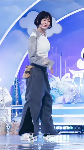 hanni short hair🧎‍♀️ #hanni #newjeans #fancam #xqlna 