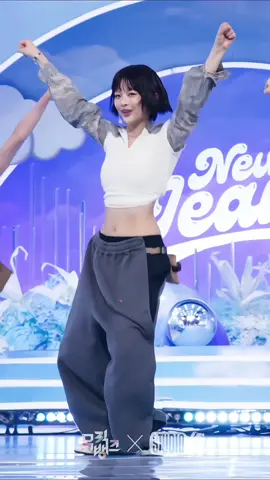 HANNI-NEWJEANS #newjeans #hanni #KPop #fancam #parati 