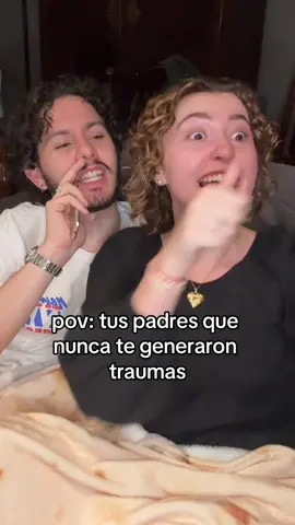 Cuales son sus planes de viernes en la noche? #mexico #humor #novios #padres #terapia 