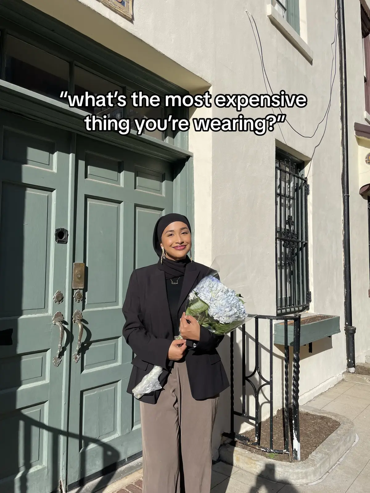 okay okay last grad post #graduation #fyp #law #futurelawyer #nyu #newyorkuniversity #nyc #browngirl #desi #hijabi 