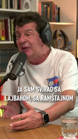 A sutra u 20č Bajaga‼️ Da li ste znali da je svirao sa Ramštajmom na festivalu u Sloveniji pre 30 godina? Link in bio❗️👆🏽 #rammstein #rammsteinfan #agelast #podkast #agelastpodcast #podcastclips #bajaga 