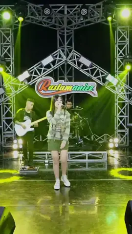 Ditinggal Rabi @adindarahmaa11 #dangdut #adindarahma #fortunaenterprise #rastamaniezreggae #ditinggalrabi #musikgram__ 