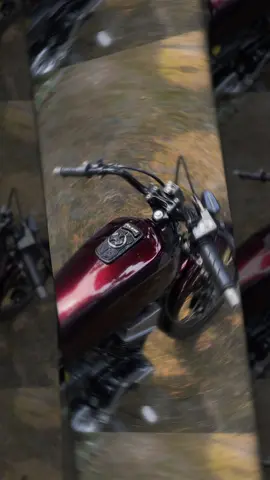 Sementara stalye trondol dulu . . .  #rxking #yamaha #yamahaindonesia #rajajalanan #viral #timmendangmending99 #galerirxking #rxking135cc #twostroke  #cinematic #rxkingindonesia #byangkerok #fyp #storywhatsapp #cinematicsmotor #rxkingganteng #redtoblack #foryoupage #hitamlembayungmerah #rxkingmodifikasi #fypシ #xyzbca 