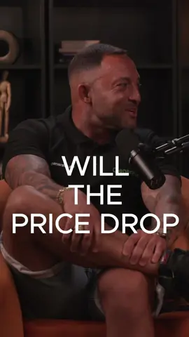 Will the real estate prices drop in DUBAI, @Bardia 📸 Content Director giving his intresting point of view  For the Full episode link in BIO #dubai #realestate #dubairealestate #dubaiproperties #capitalapreciation #ROI #chekd #podcast #podcastclips 