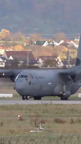 #c130 #hercules #usaf #arrival #stuttgart #airport #usairforce #usa #america #airforce #landing #c130hercules #cargo #military #militar #militare #aircraft #aeroplane #turboprop #plane #aviation #aviationlovers #rainbow #avgeek #sunset #airfield@USAF_Aviation @C130aviation @MilitaryContent @𝑷𝑹𝑬𝑫𝑬𝑻𝑶𝑹 @aviation<3 @Rex Romae @military.aviation.fp_ @Military 