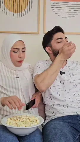 من وقتها ما بقا عملت Popcorn  بالببت🥲 #comedy #arabcouple #كوميدي #hasanandhawraa 