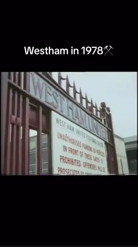 Westham in 1978 ⚒️#westham #westhamunited #westhamfans #westhamfans #westhamfc #westhamwomen #coyi #hammer #hammers #irons #1978 #retro #footballtiktok #football #footballvideo #vintage #Soccer #soccertiktok #soccerplayer #fypp #fypage #prem #PremierLeague #virall 