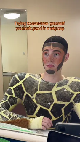 Its a humbling experience 😅 #fyp #theatrekid #madagascar #melman #broadway #musicaltheatre #westend #wigs #theatre #foryoupage 