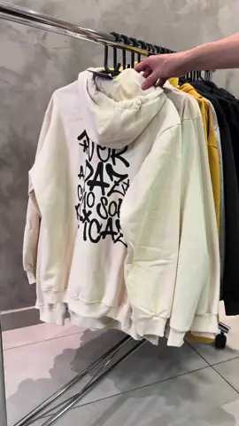 Moletom da Chronic Street Company  ✅ Rua Treze de Maio, 284 - Centro - Campinas SP 📞F:19-9 9898-1303 ou  📞F:19-32323080  #streetcompanycampinas #streetwear #moleto #chronic #blusamoletom 