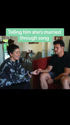 Don’t interupt! @Jonny Carlson #sing #guitar 