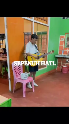 Cover.Sepenuh hati🎙️♥️ @andirianto_official🎙️🎙️ @ronyparulian__ 🎙️🎙️🎙️ #sepenuhhati #sepenuhhatironyparulian  Kameramen Terbaik📸 @tiarlameo 📸 @lagubaperindonesia @indonesianidolid @Musikape. @indomusikteam @covermusicgtlo @indomusikgram @indomusikgalau @lagutrendingtiktok @lagubapers #laguviral #sepenuhhati #indonesia #gorontalotiktok #coversepenuhhati #masukberanda #fypage #viralvideo @indomusiklirik_ #viralvideo #lewatberanda #fyp #gorontalo 
