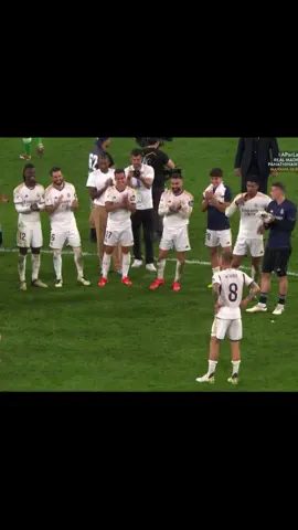 Familia 🤍 #realmadrid #halamadrid #tonikroos #kroos #football #footballtiktok #fyp #foryou #fypシ゚viral #parati #pourtoi #viral #madrid #legend ##graciaskroos