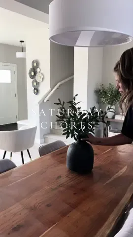 Saturday chores 🫧🧼 #Home #girl #clean #cleaning #CleanTok #saturday #weekend #dyson #mrclean #homedecor #Vlog #fyp #decor #amazon 