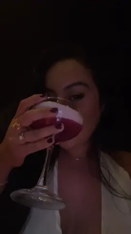 Believe it or not. I looked so hot last night but I truly hated how my hair & make up looked. Yesterday was one of those days that I was ready to not go out 🥴😂 #relatable #imjustagirl #foryoupage #tooreal 