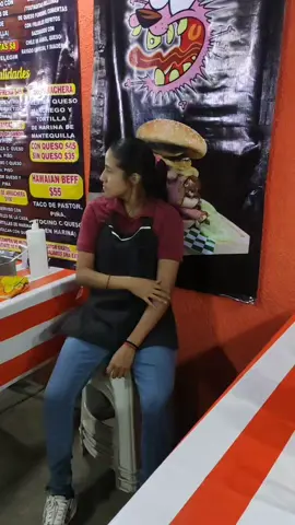 cuando eres la que lleva más en la chamba #top #tacos #fyp #comedia #fypシ゚viral #neza #teamlegion #amigos 