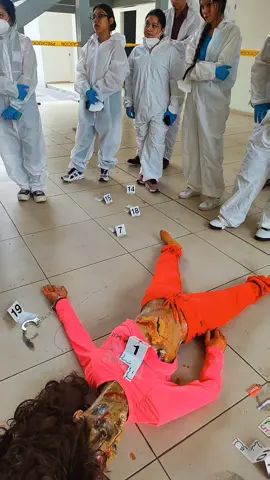 Práctica de Criminalística con el ingeniero Israel Ticas #crimilex #israelticas #ElSalvador #Taller #Taller 