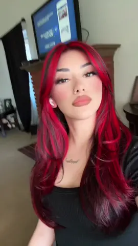 bloody red🩸 #hairtiktok #redchunkyhighlights #planether 