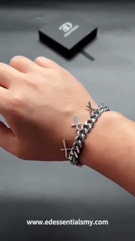 Cross Titanium Gelang Braclet  #gelangtitanium #titaniumjewelry #bracelet #foryoupage #fyp #foryou #goviral #TikTokFashion #fashiontiktok #fashionaccessories #fashionjewelry 