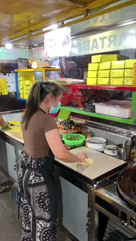 Kuli martabak lo ikiiiii#fypシ゚viral #bakolmartabak #ponorogo_kota_reog 