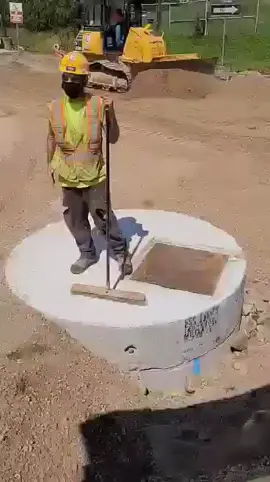 Make work project 😂😂 #killintime😂  #work  #covid19  #construction #funnyvideo  #wtfmoments @D 