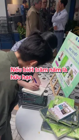 @Ta Nab trời đất oiiiii 😭🫶💞💗#tanman #tanvan #LearnOnTikTok #BookTok #neubiettramnamlahuuhan #reviewsach #muataitiktokshop #dcgr review sách Nếu biết trăm năm là hữu hạn