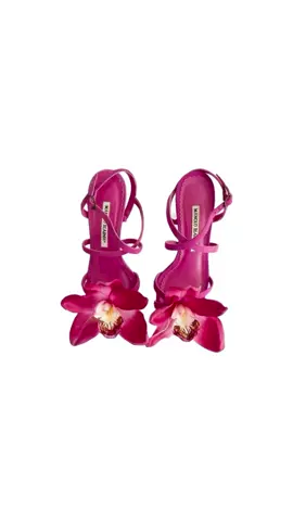flower shoes 🌺 #fashion #fashiontiktok #flowers #shoes #pinterest #aesthetic #foryou #jimmychoo #manoloblahnik 