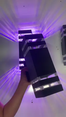 Đèn trụ đen vuông 2 đầu 3 chế độ màu bất tắt.mời m.n ghé vào.giỏ hàng góc trái màn hình tham khảo ạ🥰#xuhuongtiktok #thếgiớiđènled #nghệan37 #giátốtnhất #đèntrangtrínộithất #đèntrangtrí 