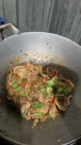 ข้าวหมูกะทะที่เหลือ🐷 #เห้ยน้องเดี๋ยวมานะ 