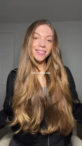 Let’s cut my hair 🤍 folllow for hair tips & tricks 🫶 #hairtok #hairstyle #haircut #diyhaircut #hairtrim #easyhairstyles #hairgoals 