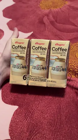 Super yummy korean milk drink! #korean #drinking #koreandrinking #soju #sojuhack #milkis #drinkinggames #koreanfood 