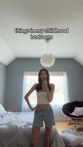 its like a time capsule for 2019 #childhoodbedroom 