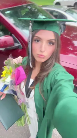 I’ve been ready to leave 😭#fyp #graduate #prettygirl 