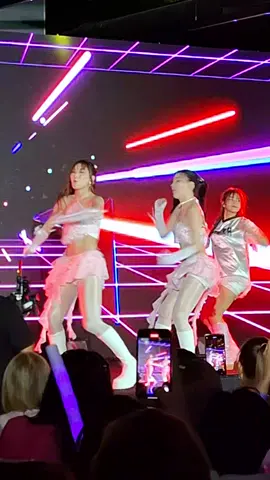 #เบสคําสิงห์ #จันจิจันจิรา #เบสท์รักษ์วนีย์ #bestkamsing #bestkamsingfamily #bestkamsing2ndfanmeeting #Event96 