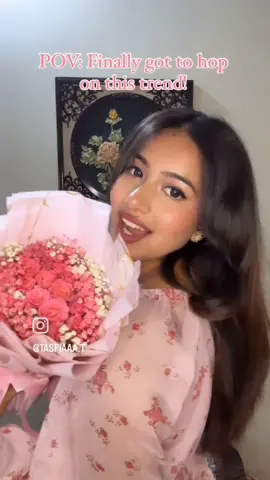 you guys like roses?!  #roses #bouquet #flowers #fyp #viral 