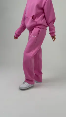 open leg joggers back in stock! #cusb #cusbclo #tracksuit #basics #outfit #restock #jogger 