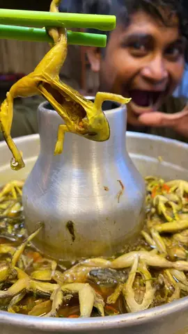 How To Make Soup Small Frog #frog #fypシ゚viral #soup #food #viral 