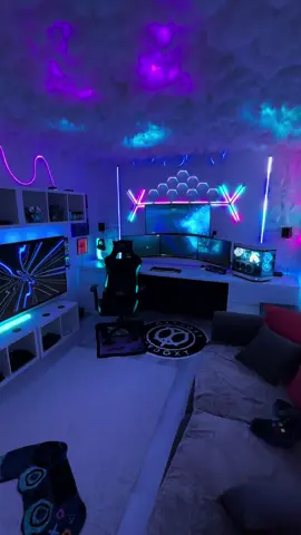 Small Show-off in blue purple 💙💜 #gamingroom #GamingSetup #setup #gaming 