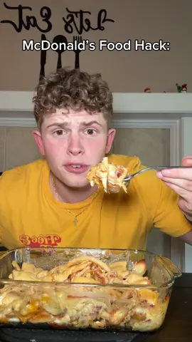 This rocked my bottom😳 #foodhacks #thefoodguy #foodiefam #fyp #mcdonalds 